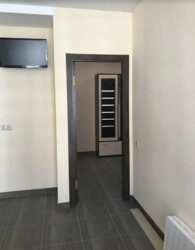  1- .   . '.  Avalon  4