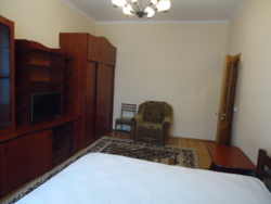  1-  . - .    ,    16