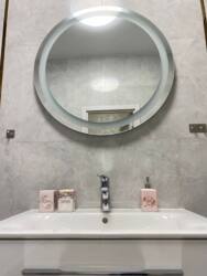       Premier Tower. -   17