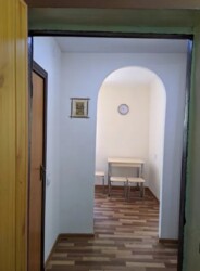 Здається 1-но кімнатна квартира з технікою та меблями. Район податкова (вул. Пирогова). фото 2 Здається 1-но кімнатна квартира з технікою та меблями. Район податкова (вул. Пирогова). фото 2