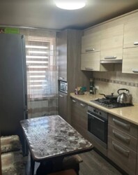 Здається 3-х кімнатна квартира в р-ні Слов'янка. Добрий стан, все є. фото 2 Здається 3-х кімнатна квартира в р-ні Слов'янка. Добрий стан, все є. фото 2