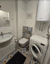 Здається 4-х кімнатна квартира в р-ні Слов'янка. Все є, добрий стан. фото 6 Здається 4-х кімнатна квартира в р-ні Слов'янка. Все є, добрий стан. фото 6