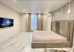 Здається 3-х кімнатна квартира. Цент міста. Стан Люкс. Є абсолютно все фото 7 Здається 3-х кімнатна квартира. Цент міста. Стан Люкс. Є абсолютно все фото 7