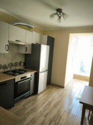 Здається 1-но кімнатна квартира в Старому місті. Гарний стан. фото 3 Здається 1-но кімнатна квартира в Старому місті. Гарний стан. фото 3