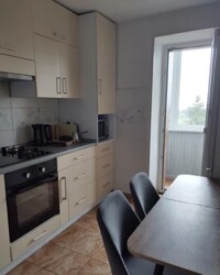 Здається 3-х кімнатна квартира в р-ні мед. універу. Ринок Урожай фото 12 Здається 3-х кімнатна квартира в р-ні мед. універу. Ринок Урожай фото 12