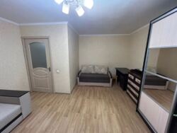 Здається 1-но кімнатна квартира в р-ні Вишенька. Все є Добрий стан. фото 13 Здається 1-но кімнатна квартира в р-ні Вишенька. Все є Добрий стан. фото 13