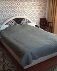 Здається 2-х кімнатна квартира в Центрі міста. Добрий стан. Все є. фото 4 Здається 2-х кімнатна квартира в Центрі міста. Добрий стан. Все є. фото 4