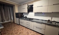 Здається 3-х кімнатна дворівнева квартира в елітному районі Поділля. Гарний стан. Все є. фото 8 Здається 3-х кімнатна дворівнева квартира в елітному районі Поділля. Гарний стан. Все є. фото 8