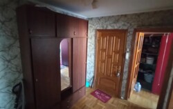 Здається 2-ві кімнати в 3-х кімнатній квартирі, район центрального ринку. Все є для життя. фото 3 Здається 2-ві кімнати в 3-х кімнатній квартирі, район центрального ринку. Все є для життя. фото 3