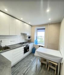 Довготривала оренда 1к квартири на вул. Павла Тичини, новий сучасний ремонт, техніка меблі. фото 11 Довготривала оренда 1к квартири на вул. Павла Тичини, новий сучасний ремонт, техніка меблі. фото 11