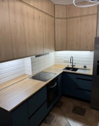  1-    . , , . - '.  4