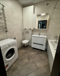 Здається 2-хї кімнатна квартира з технікою та меблями. Сучасний ремонт. Замостянський район фото 10 Здається 2-хї кімнатна квартира з технікою та меблями. Сучасний ремонт. Замостянський район фото 10