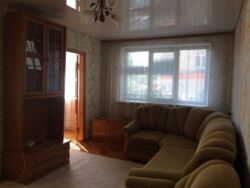 Здається 4-х кімнатна квартира по вул. Космонавтів фото 5 Здається 4-х кімнатна квартира по вул. Космонавтів фото 5