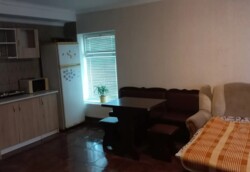 Здається 1-но кімнатна квартира в Ленінському районі. Все є. фото 2 Здається 1-но кімнатна квартира в Ленінському районі. Все є. фото 2