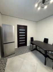 Здається 3-х кімнатна квартира в р-ні Академічний, відмінний стан все є. фото 7 Здається 3-х кімнатна квартира в р-ні Академічний, відмінний стан все є. фото 7