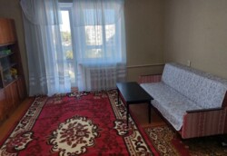 Здається 4-х кімнатна квартира в р-ні Слов'янка, все є. фото 1 Здається 4-х кімнатна квартира в р-ні Слов'янка, все є. фото 1