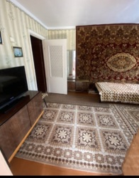 Здається 2-во кімнатна квартира з косметичним ремонтом в районі Площі Перемоги фото 1 Здається 2-во кімнатна квартира з косметичним ремонтом в районі Площі Перемоги фото 1