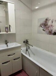 Здається 2-х кімнатна квартира в Замостянському районі. Гарний стан. Все є. фото 4 Здається 2-х кімнатна квартира в Замостянському районі. Гарний стан. Все є. фото 4