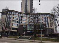  1-     Park Tower  17