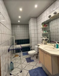 Здається 3-х кімнатна квартира в Центрі міста, добрий стан. фото 5 Здається 3-х кімнатна квартира в Центрі міста, добрий стан. фото 5