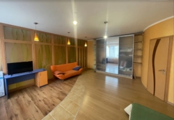 Довготривала оренда 4к квартири на вул. Академіка Ющенка 12, кв. 66 фото 7 Довготривала оренда 4к квартири на вул. Академіка Ющенка 12, кв. 66 фото 7