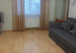 Здається 1-но кімнатна квартира в р-ні Поділля. Гарний стан. фото 2 Здається 1-но кімнатна квартира в р-ні Поділля. Гарний стан. фото 2