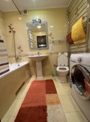 Здається 3-х кімнатна квартира в р-ні Поділля. Гарний стан, все є. фото 8 Здається 3-х кімнатна квартира в р-ні Поділля. Гарний стан, все є. фото 8