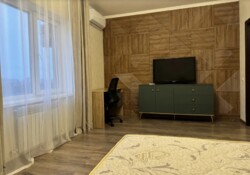  1-    . , , . - '.  2