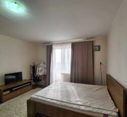 Здається 1-но кімнатна квартира в р-ні ринку Урожай. Все є. фото 1 Здається 1-но кімнатна квартира в р-ні ринку Урожай. Все є. фото 1