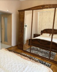 Здається 4-х кімнатна квартира в Центрі міста. Відмінний стан. фото 4 Здається 4-х кімнатна квартира в Центрі міста. Відмінний стан. фото 4