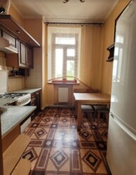 Здається велика 3-х кімнатна квартира в Центрі міста. Гарна фото 9 Здається велика 3-х кімнатна квартира в Центрі міста. Гарна фото 9