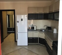 Здається 2-х кімнатна квартира в р-ні Поділлі. Гарна, житлова. фото 10 Здається 2-х кімнатна квартира в р-ні Поділлі. Гарна, житлова. фото 10