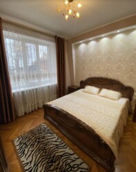 Здається 4-х кімнатна квартира в Центрі міста. Відмінний стан. фото 5 Здається 4-х кімнатна квартира в Центрі міста. Відмінний стан. фото 5