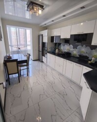 Здається 2-х кімнатна квартира в р-ні Поділля. Добрий стан. Все є. фото 1 Здається 2-х кімнатна квартира в р-ні Поділля. Добрий стан. Все є. фото 1