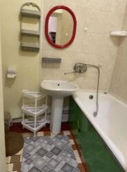 Здається 1-но кімнатна квартира в р-ні Ближнього Замостя, нормальний стан, все є фото 1 Здається 1-но кімнатна квартира в р-ні Ближнього Замостя, нормальний стан, все є фото 1