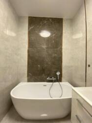       Premier Tower. -   16