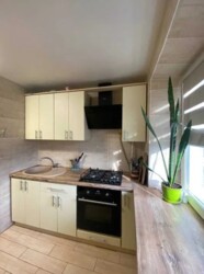 Здається 3-х кімнатна квартира, р-н Вишенька з технікою та меблями. фото 2 Здається 3-х кімнатна квартира, р-н Вишенька з технікою та меблями. фото 2