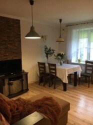 Здається 2-х кімнатна квартира в р-ні Слов'янка (Урожай) Все є. фото 1 Здається 2-х кімнатна квартира в р-ні Слов'янка (Урожай) Все є. фото 1