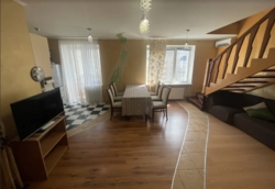 Довготривала оренда 4к квартири на вул. Академіка Ющенка 12, кв. 66 фото 9 Довготривала оренда 4к квартири на вул. Академіка Ющенка 12, кв. 66 фото 9