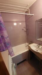 Здається 3-х кімнатна квартира (р-н Князів Коріатовичів) нормальний житловий стан фото 8 Здається 3-х кімнатна квартира (р-н Князів Коріатовичів) нормальний житловий стан фото 8