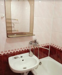 Здається 2-х кімнатна квартира в р-ні Слов'янка. Все є, добрий стан. фото 8 Здається 2-х кімнатна квартира в р-ні Слов'янка. Все є, добрий стан. фото 8