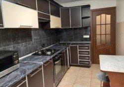 Здається 3-х кімнатна квартира на Замостянському районі. Житловий стан. фото 16 Здається 3-х кімнатна квартира на Замостянському районі. Житловий стан. фото 16