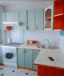 Здається 2-х кімнатна квартира в р-ні Слов'янка. Все є, добрий стан. фото 1 Здається 2-х кімнатна квартира в р-ні Слов'янка. Все є, добрий стан. фото 1