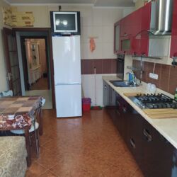 Здається 1-но кімнатна квартира, все є, гарний стан, р-н Центрального ринку фото 3 Здається 1-но кімнатна квартира, все є, гарний стан, р-н Центрального ринку фото 3