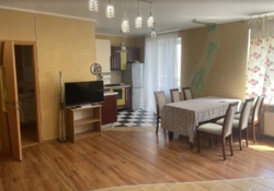 Довготривала оренда 4к квартири на вул. Академіка Ющенка 12, кв. 66 фото 13 Довготривала оренда 4к квартири на вул. Академіка Ющенка 12, кв. 66 фото 13