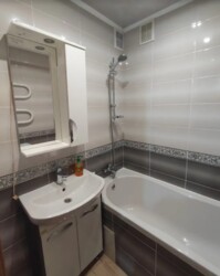 Здається 2-х кімнатна квартира в р-ні Вишенька. Нормальний житловий стан. фото 17 Здається 2-х кімнатна квартира в р-ні Вишенька. Нормальний житловий стан. фото 17