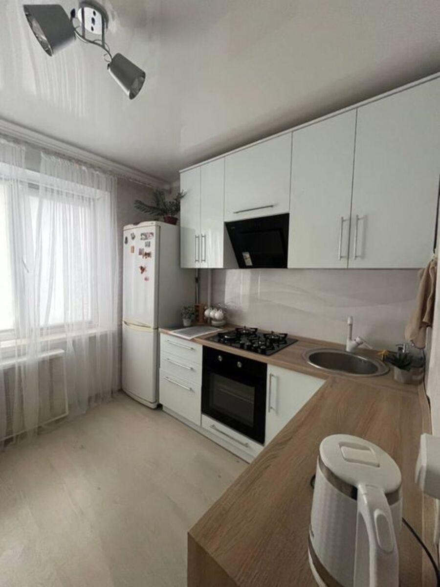 ���� �������� �-�� �����. ���� 1