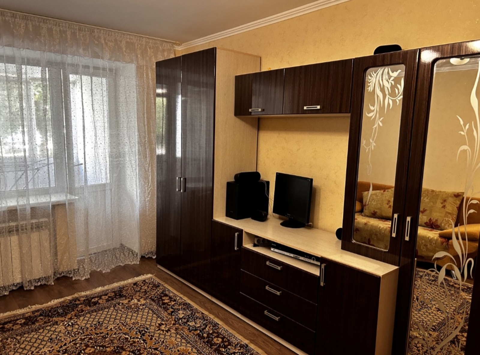 Оренда однокімнатної квартири на Польовій фото 1 Оренда однокімнатної квартири на Польовій фото 1