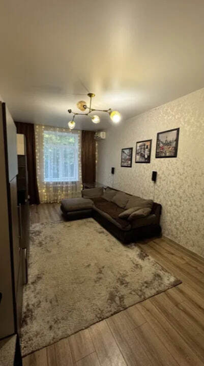 Оренда 3-кімнатної квартири по вул.Петропавлівська (Центр) фото 1 Оренда 3-кімнатної квартири по вул.Петропавлівська (Центр) фото 1