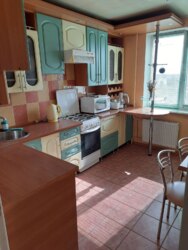 Здам 3-кімнатну квартиру по вул. Харківська (р-н М'ясокомбінату) фото 1 Здам 3-кімнатну квартиру по вул. Харківська (р-н М'ясокомбінату) фото 1